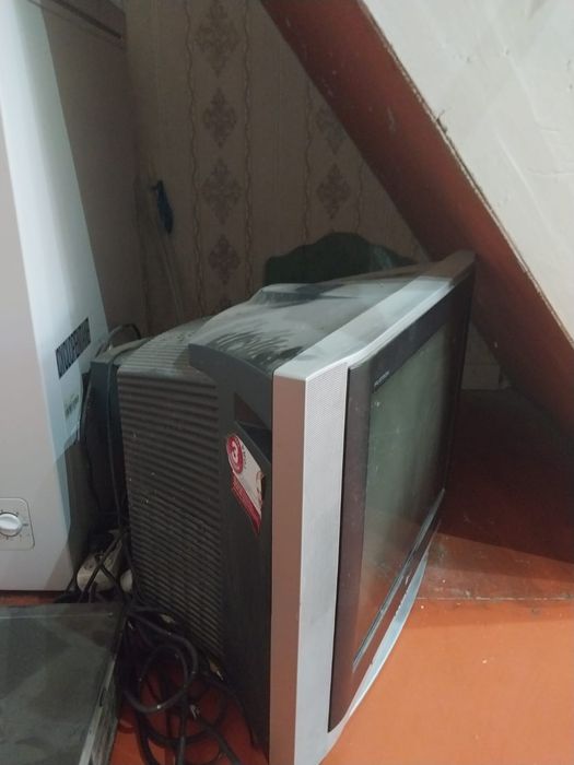 Телевизор LG б/у