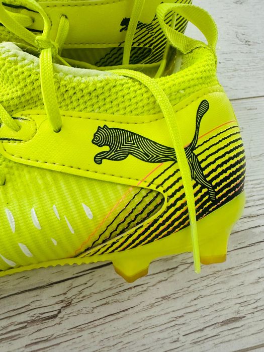 Adidasi fotbal - crampoane, marime 37