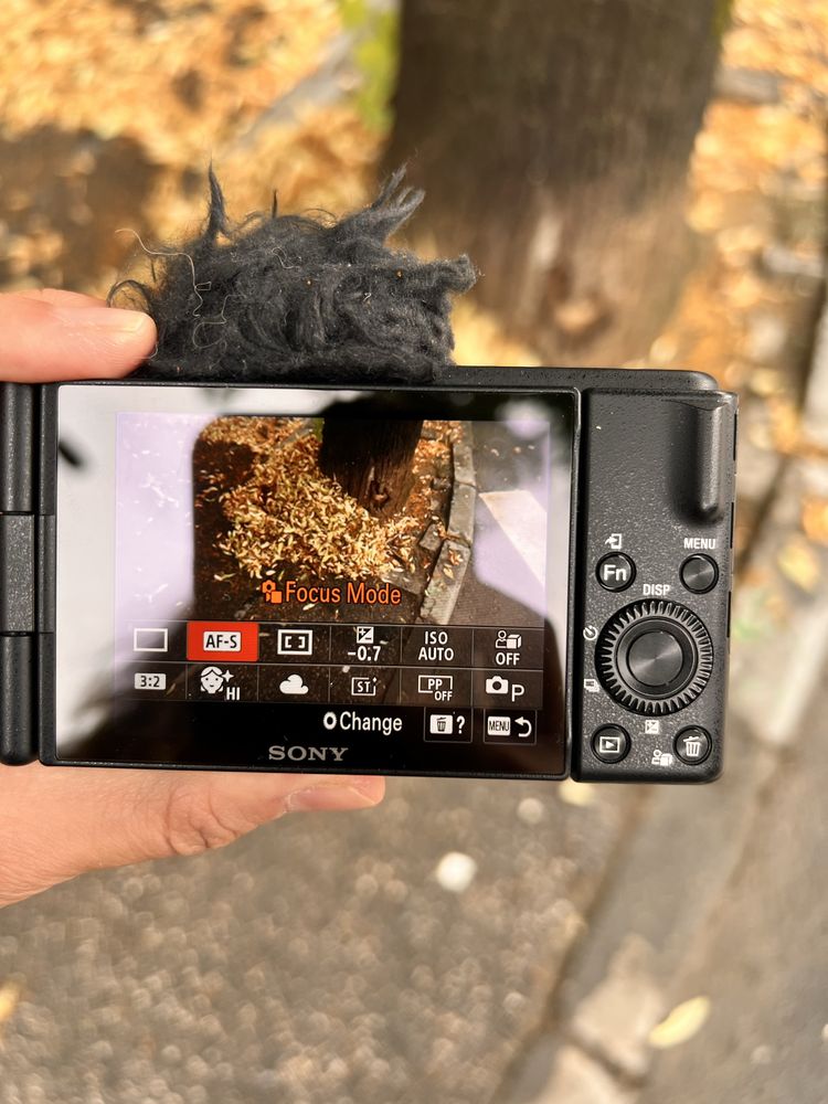 Sony ZV-1F - aparat in stare perfecta de functionare
