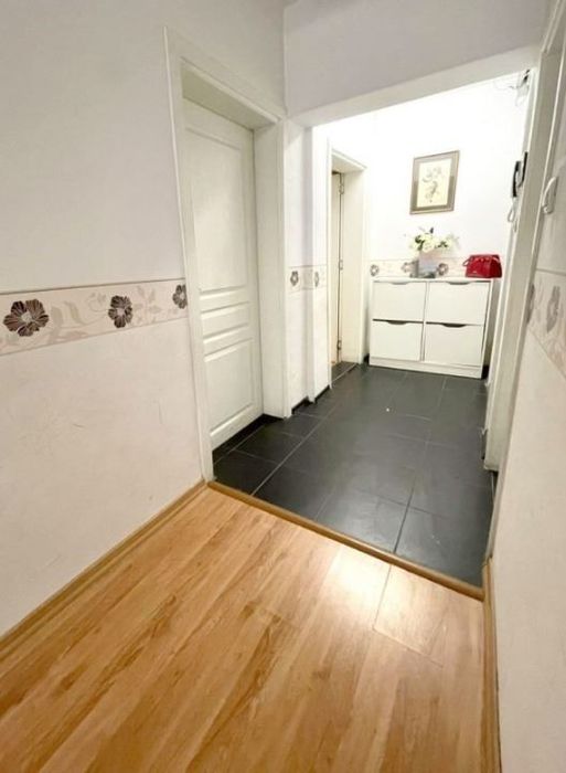 Продава се Тристаен апартамент в София, Лагера - 135 кв.м за 2297 €/кв.м - Снимка #7