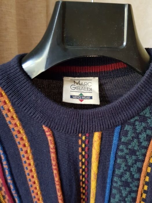 Италиянский мужской свитер.