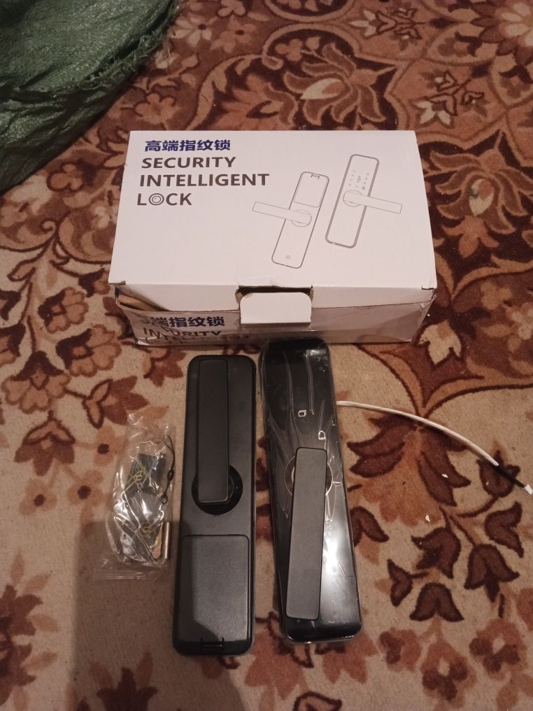 Замок для Smart чорний