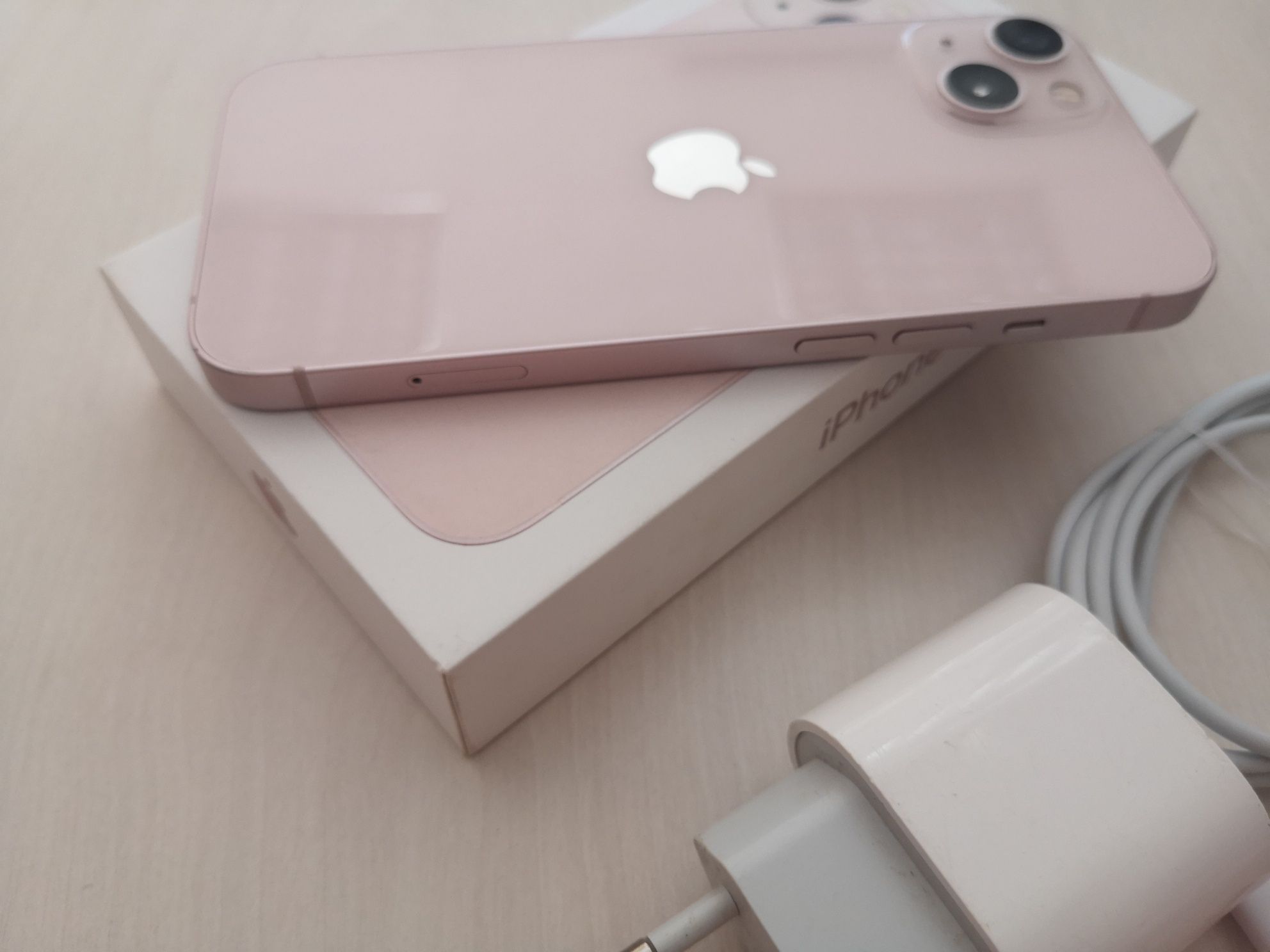 Iphone 13 Pink-256gb/100%Battery health