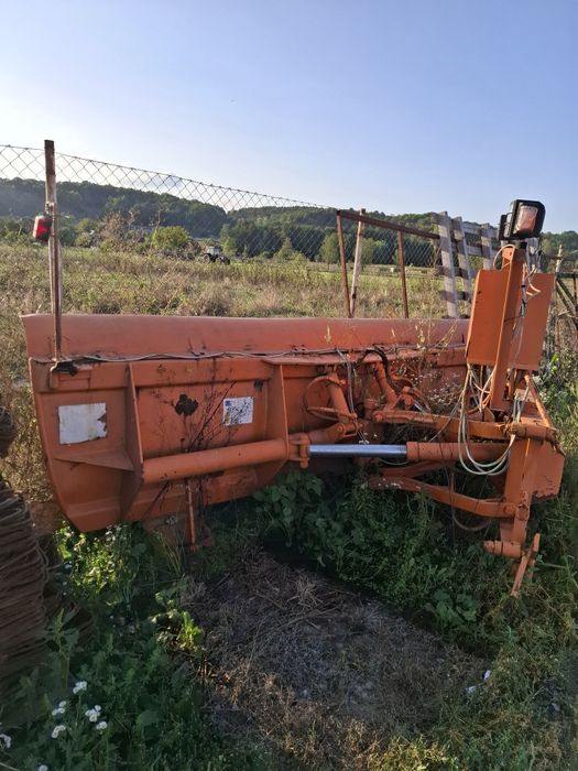 Bascula 4x4 lama deszapezire macara