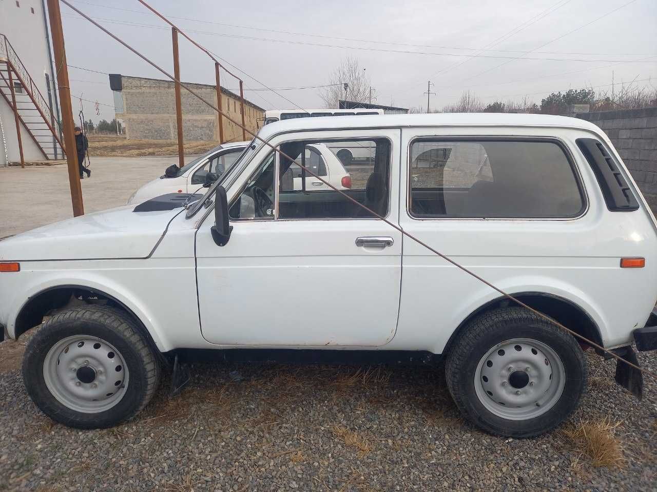 Vaz 2121 Niva yaxshi