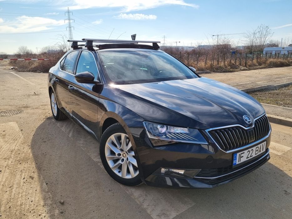 Skoda Superb DSG, piele, trapa, camera, Canton, scaune incalzite, ACC