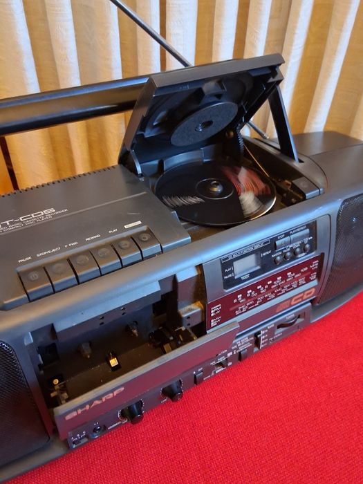 Radio CD Sharp Boombox