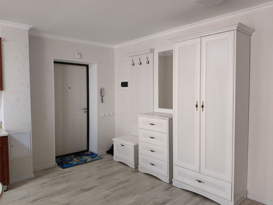 Сдам 3 х комнатную квартиру на длительный срок   район Карагайлы