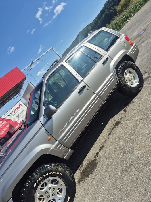 Vând jeep grand cherokee limited zj 2.5