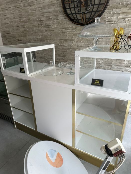 Витрина за баклава