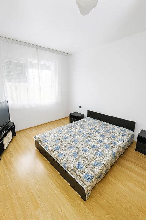 Двустаен апартамент в кв. Христо Смирненски