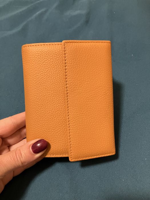 Ново дамско портмоне естествена кожа