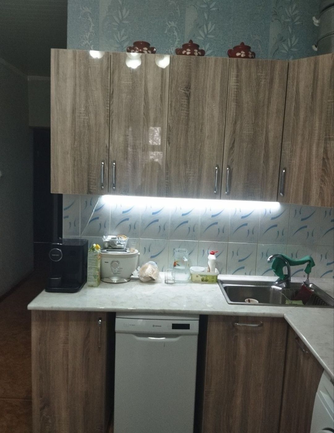 срочно продается квартира ттз хумоюн 3-комн 78м2 хорошо ремонт мебелью
