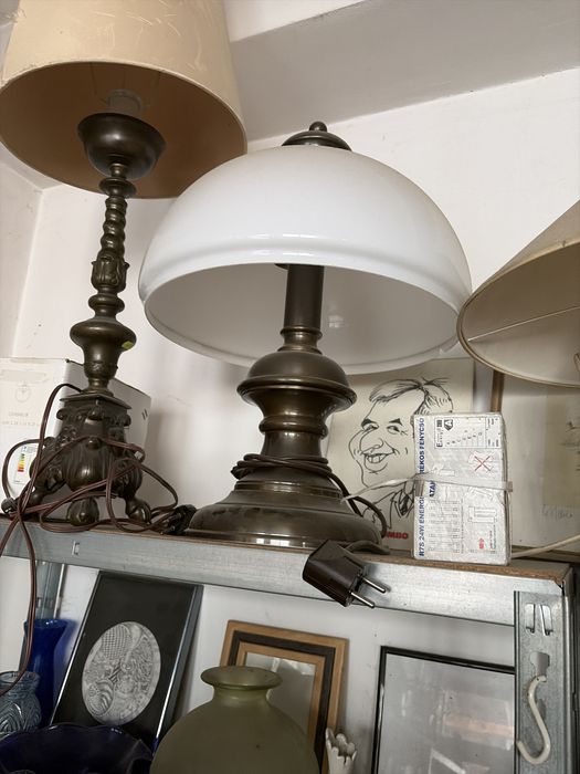 Veioze din bronz si lemn