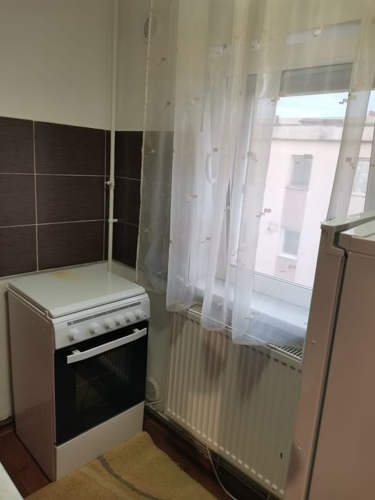 Garsoniera de închiriat