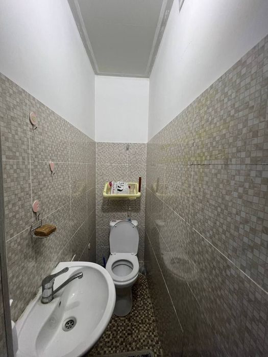 Без маклера, квартира в одном шаге от метро Новза.