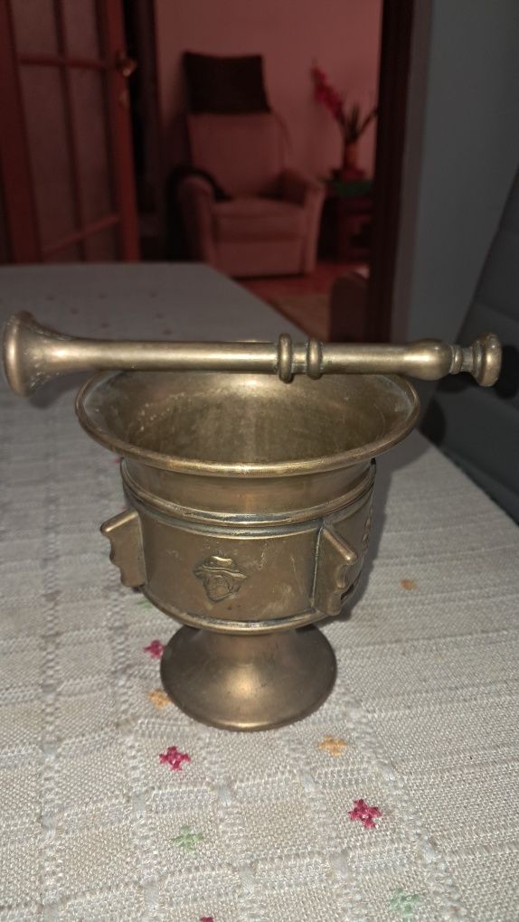 MOJAR deosebit ,  din bronz cu pistil
