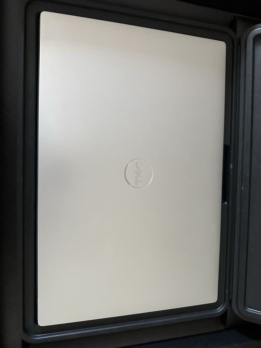 Laptop Dell XPS  16 9640 Ultra
