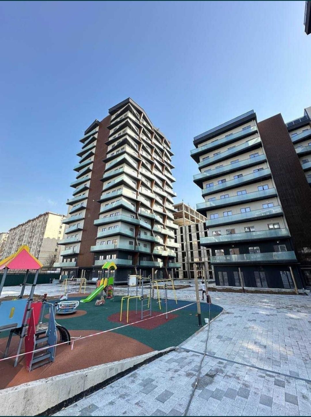 Продается квартира новостройка Ц2 Алайский, Дархан, ЖК Нур Namuna