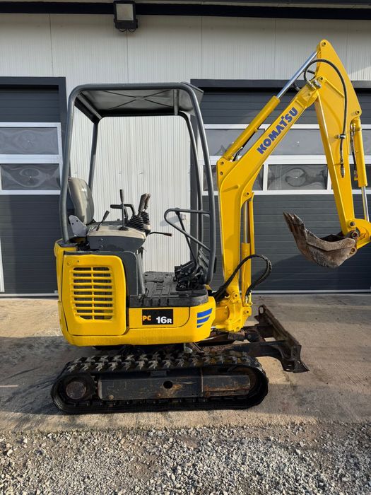 Miniescavator komatsu 1,7 tone 2018