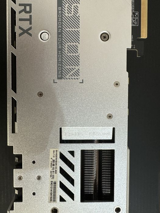 Gigabyte GeForce® RTX™ 3070 VISION OC WHITE, 8GB GDDR6, ca noua