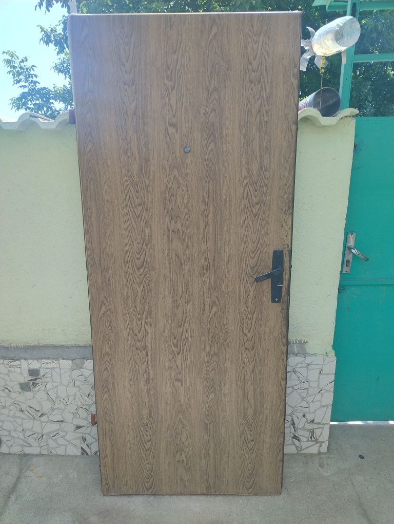 Входна врата ползвана