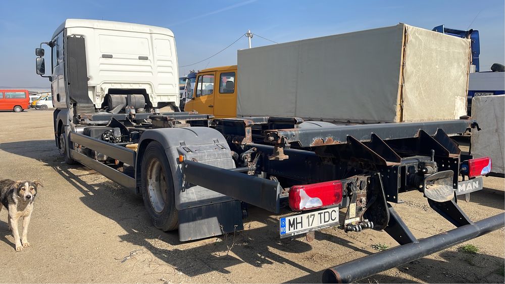 Man TGA 18.350 euro 4 146.000km pentru containere