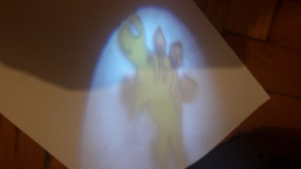 нов музикален прожектор за рисуване