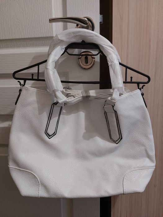 Дамска     чанта