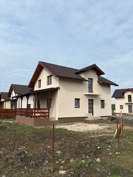 Vand casa noua caramida 120 mp Reghin