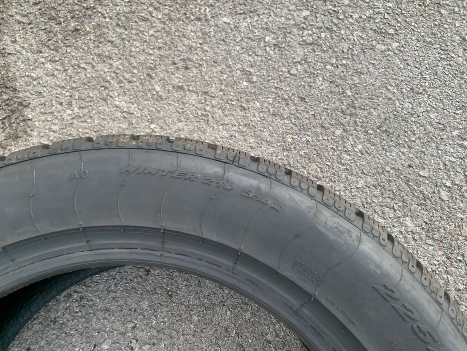 Зимни Гуми 225/55/17 PirellI