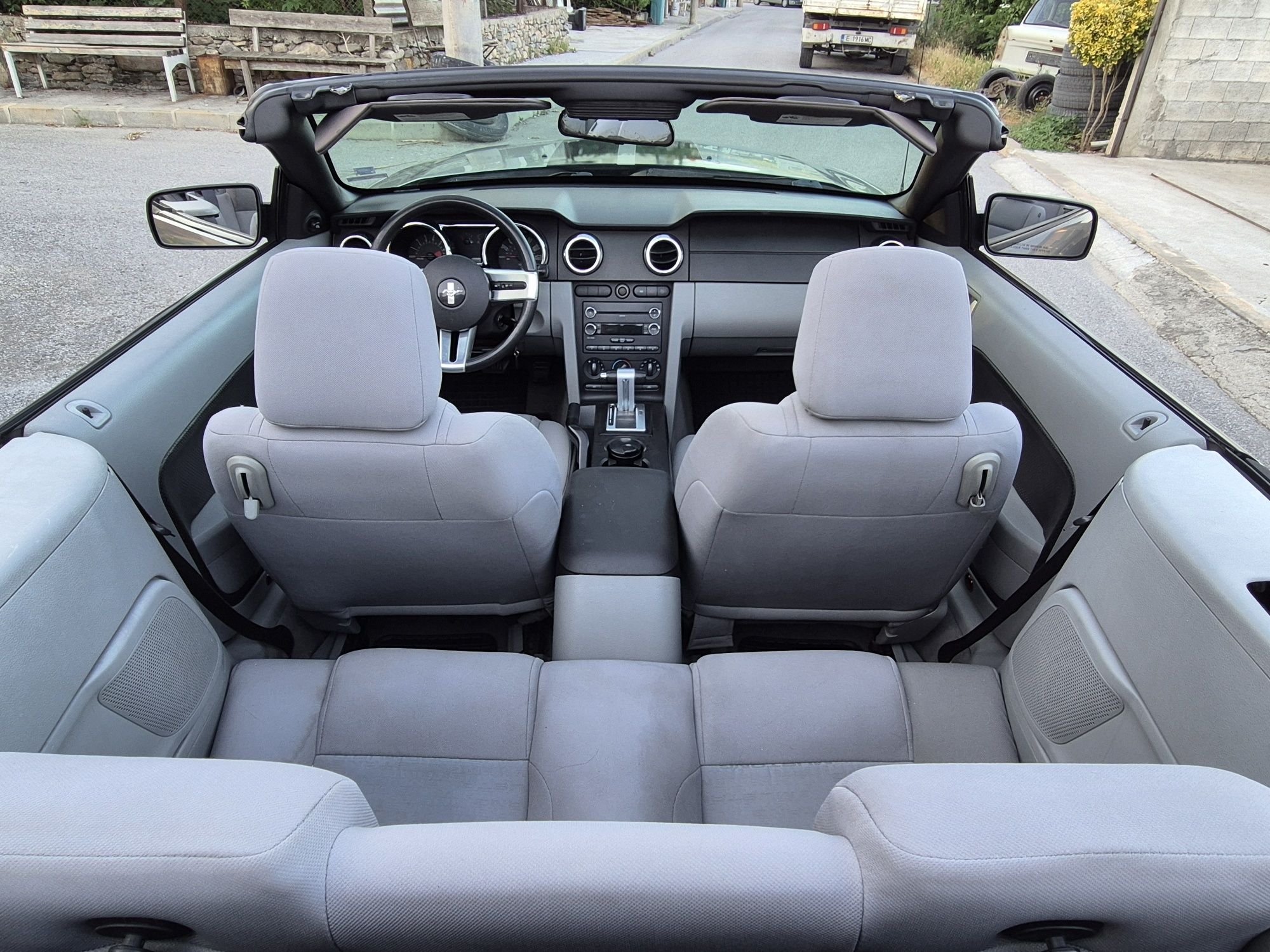 Ford Mustang V6 4000i / бартер /