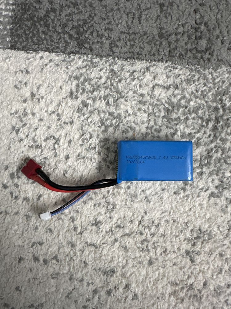 Acumulator LIPO 7.4v 2s 1500mah mufa deans(T plug)