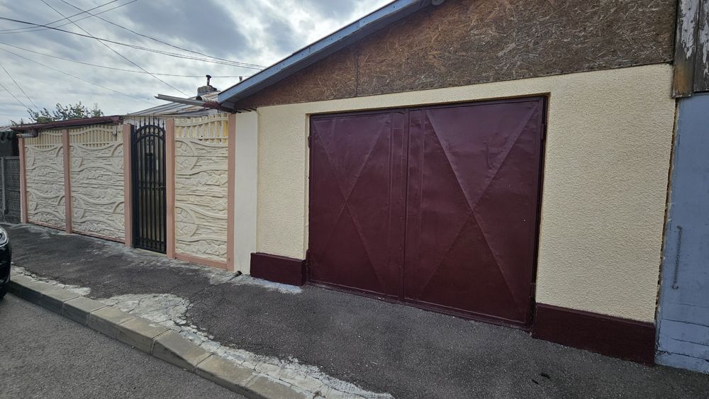 Casa de vânzare, zona Rahova, str Sandulita