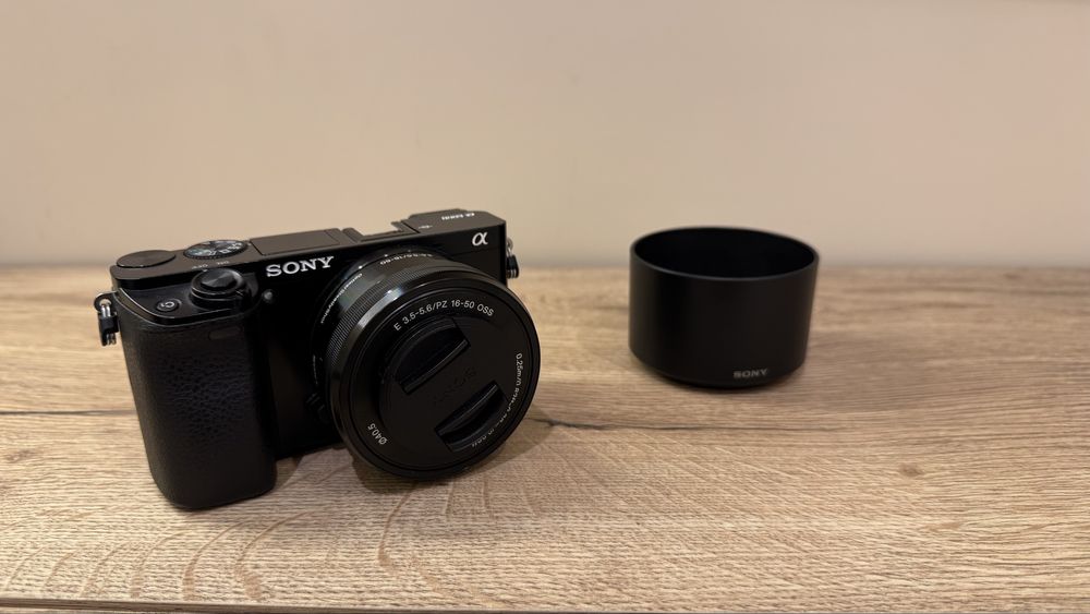 Фотоапарат Sony A6000