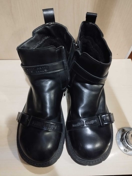 Ботинки для девочки