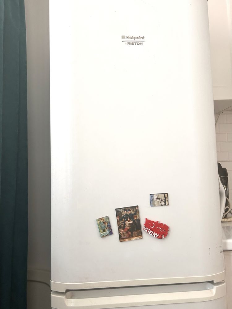 Продам холодильник