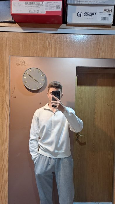 Bluza cu fermuar Zara