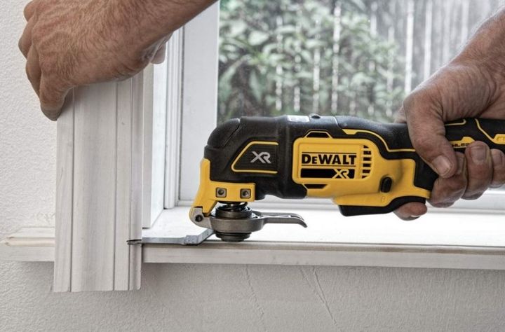 Акумулаторен мултифункционален инструмент DeWALT DCS356NT 18V