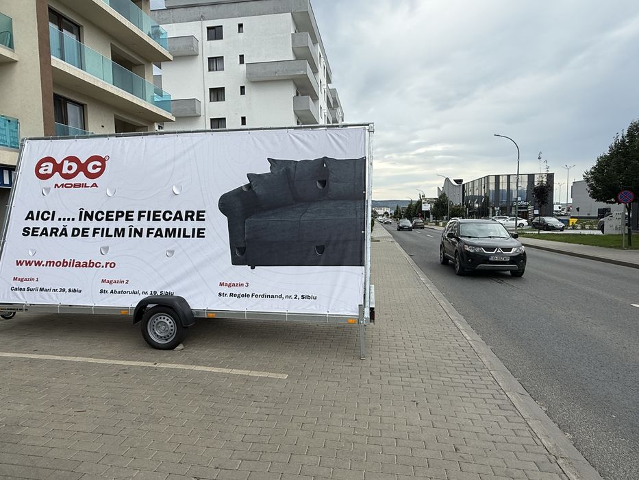 Remorci publicitare noi XXL - 27 m2 de banner