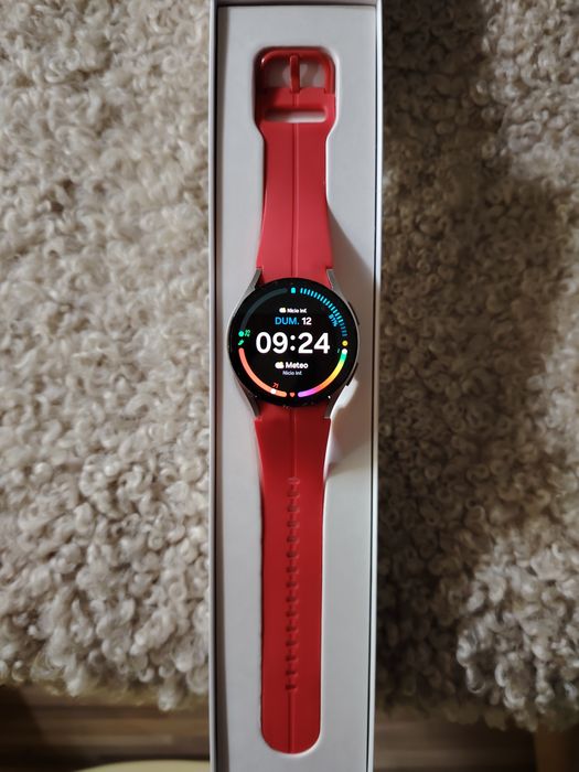 Vând smartwatch Samsung Galaxy Watch6