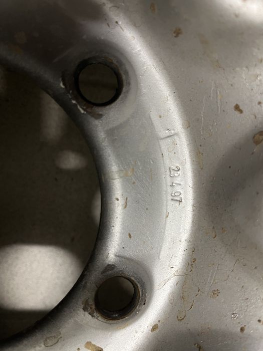 Продавам железни джанти за Suzuki Vitara 15 цола