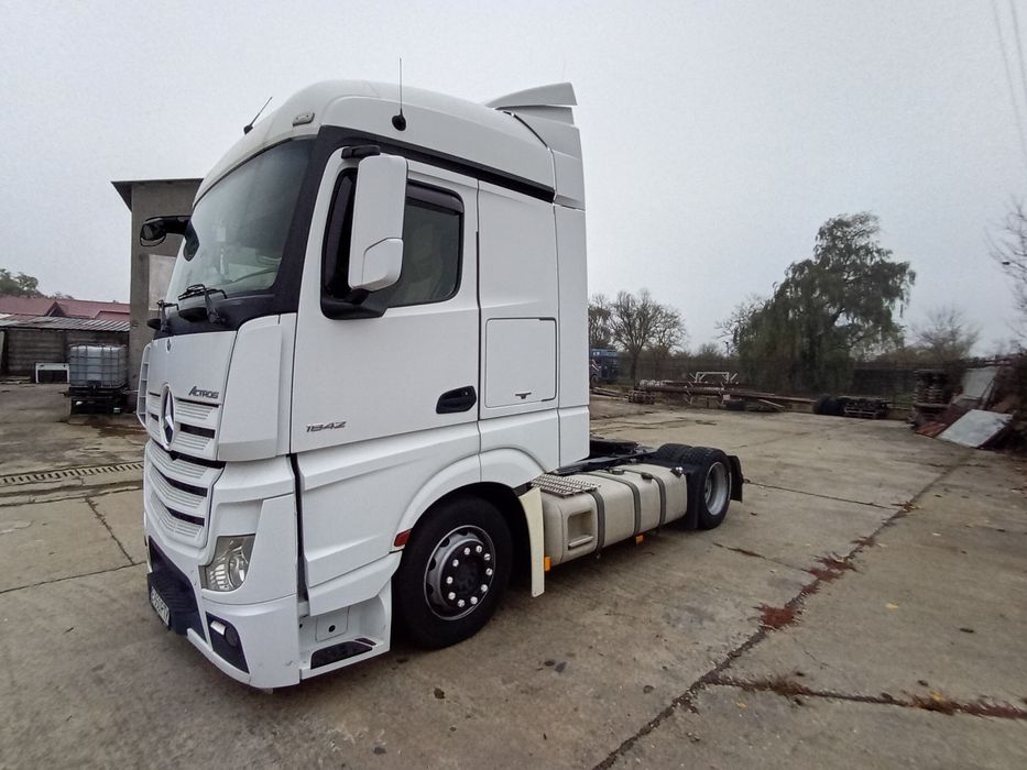Vând Mercedes Actros an 2015 euro 6