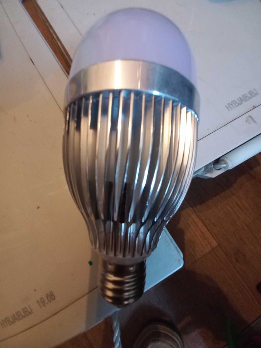 Лампы 12 Вольт, 5 и 15  Ватт светодиодные