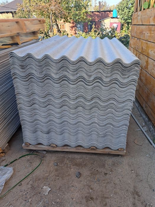 Продаю шифер 8-ми волновой. Толщиной 5,2 см.Цена 1750тг .Находится Боб