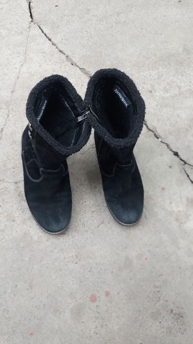 Продам туфли сапоги.