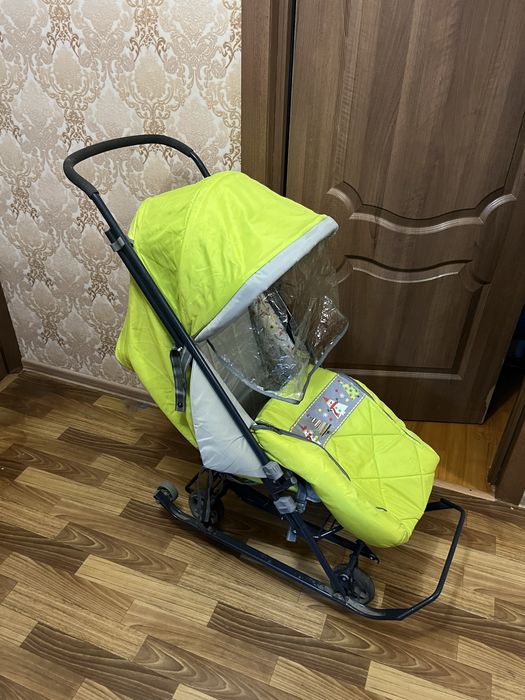 Детские санки коляска в хорошем состоянии