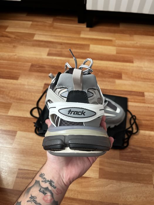 Balenciaga Track