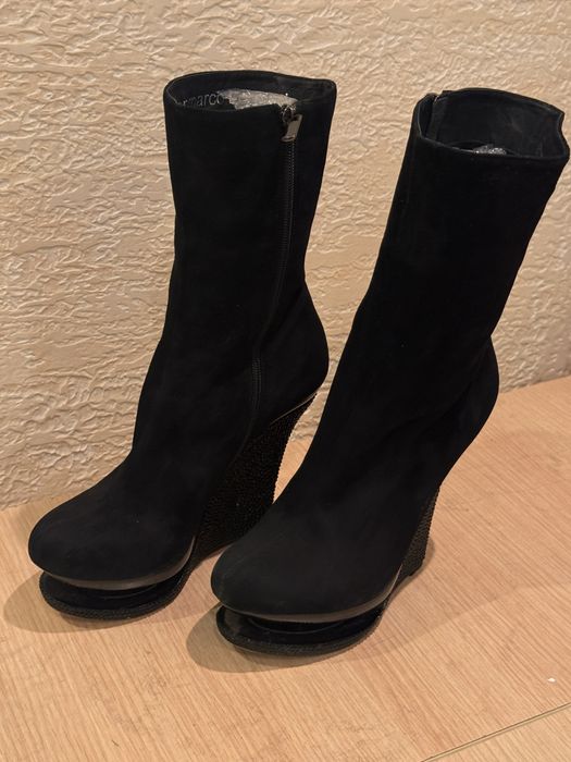 Батильоны на платформе