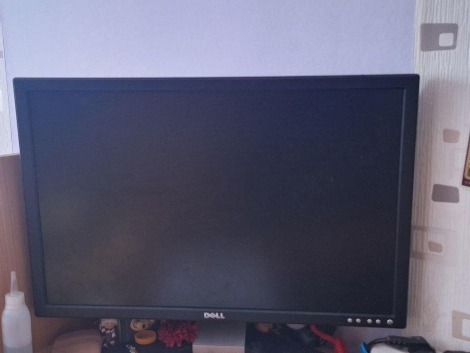 Monitor     dell